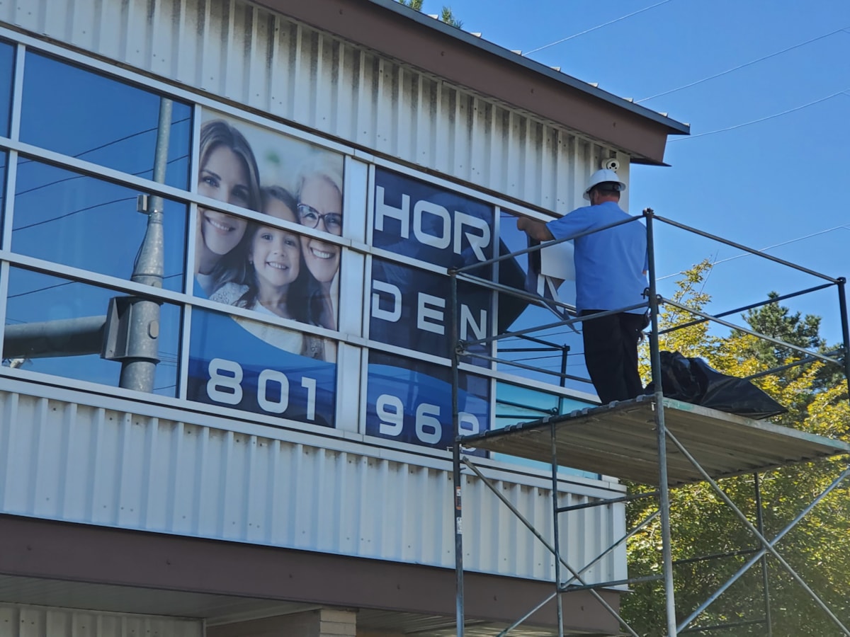 Why Outsource Sign Installation?