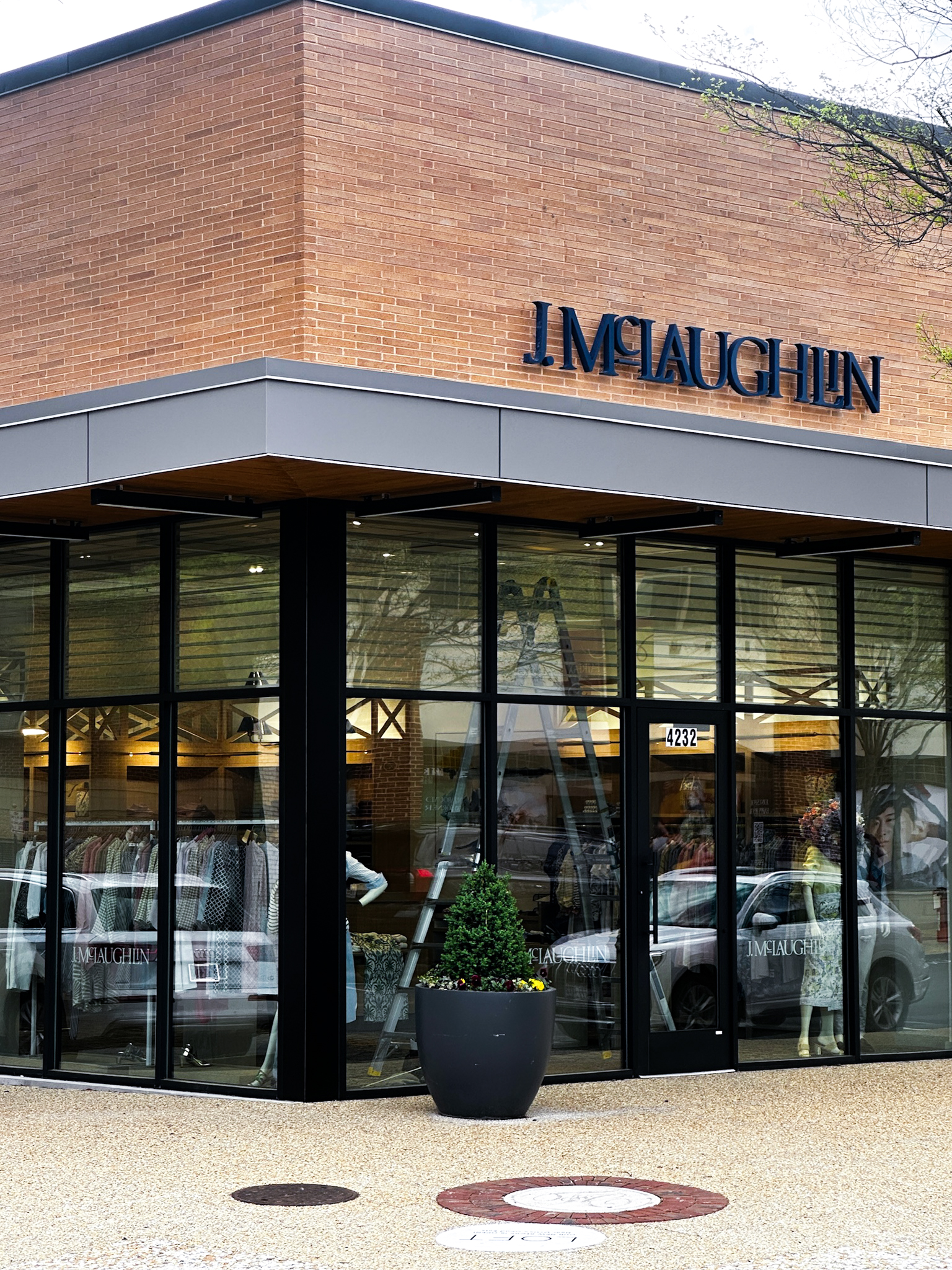 Exterior Dimensional Signage Installation