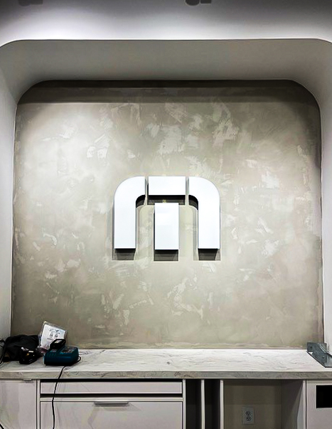 Indoor Metal Dimensional Sign Installation 